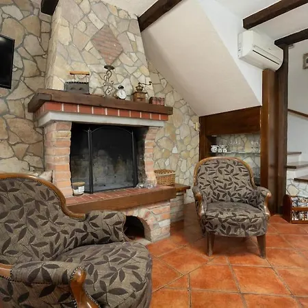 Rocco Villa